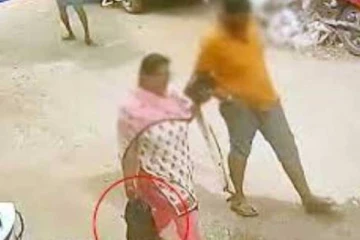 கணவனின் தலையை துண்டாக வெட்டி நடந்து வந்த மனைவி! உறைந்து போன அக்கம்பக்கத்தினர்