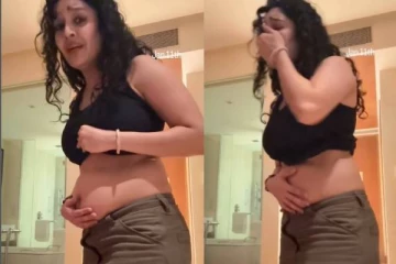 அய்யய்யோ தொப்பை வந்திடுச்சு.. ரித்திகா சிங் செய்ததை பாருங்கள்