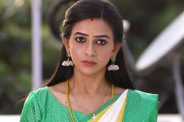 இடுப்பில் கை வைத்து சிலுமிஷம் செய்த நபர், பளார் விட்ட பாக்கியலட்சுமி சீரியல் நடிகை- என்ன நடந்தது?