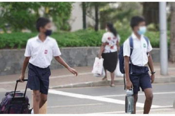 பாடசாலைகளை மீள திறந்தால் மாணவர்களின் உயிருக்கே அச்சுறுத்தல் - கல்வியமைச்சர் அபாய அறிவிப்பு