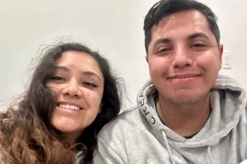 அமெரிக்காவில் உயிருக்கு போராடிய தம்பதிகள்; காப்பாற்றிய ஐஃபோன்!(Photos)