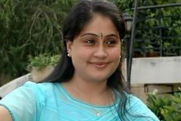 இதனால்தான் குழந்தை பெற்றுக்கொள்ள வேண்டாமென முடிவெடுத்தேன் - மனம் திறந்த விஜயசாந்தி