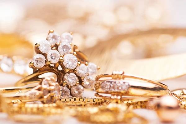 9 carat gold