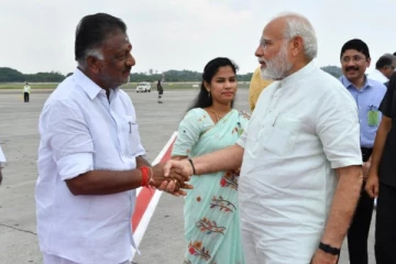 தர்மத்தின் வாழ்வுதனை சூது கவ்வும் மீண்டும் தர்மமே வெல்லும் - ஓ. பன்னீர்செல்வம்