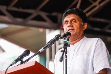 நாடாளுமன்ற சிறப்புரிமை என்ற போர்வையில் அழுத்தம் கொடுக்கும் அரசு! சஜித் ஆதங்கம்