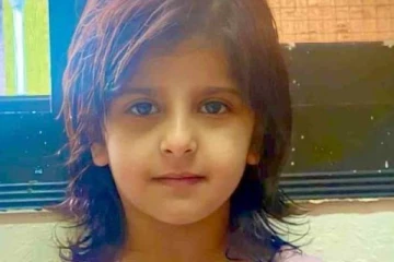 வீட்டின் கழிவறையில் பதுங்கியிருந்த பாம்பு: சிறுமிக்கு நேர்ந்த சோகம்!