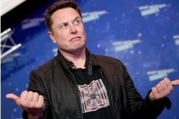 டுவிட்டரை வாங்கினார் எலான் மஸ்க்! கையில் கொண்டு சென்ற ஆச்சரியமான பொருள்