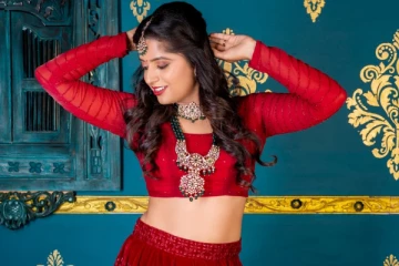 எதிர்நீச்சல் சீரியல் நடிகையின் வேற லெவல் போஸ்.. அழகிய ஸ்டில்கள்