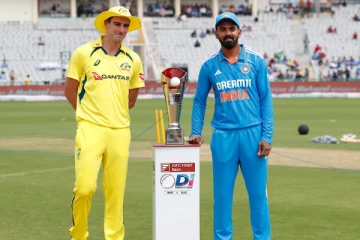 இந்தியா- அவுஸ்திரேலியா இடையிலான முதல் ஒருநாள் போட்டி: தொடங்கியது பலப்பரீட்சை