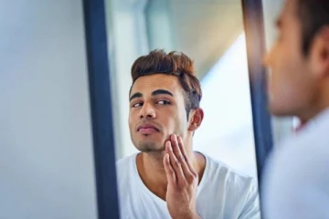 ஆண்களின் சருமம் பளிச்சென்று இருக்க வேண்டுமா? இதே உங்களுக்கான சில டிப்ஸ்!