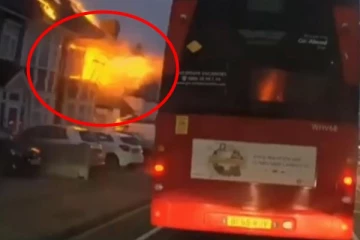 கிழக்கு லண்டனில் பயங்கர வாயு வெடிப்பு விபத்து: இணையத்தில் வெளியான பகீர் வீடியோ