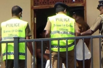 கைது செய்யச் சென்ற பொலிஸ் அதிகாரி மீது கத்திக்குத்து தாக்குதல்