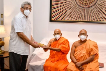 இலங்கையின் ஆட்சிப் பொறுப்பு  மாநாயக்க தேரர்களிடம்!