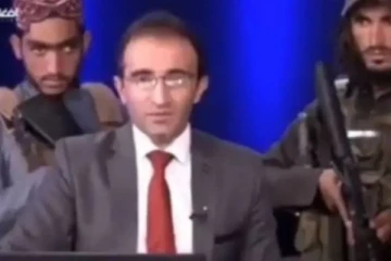 “செய்திகள் வாசிப்பது தாலிபான்கள்” - துப்பாக்கி முனையில் அட்டகாசம்