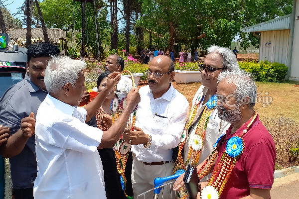 நடிகர் திலகம் சிவாஜியின் மகன் உள்ளிட்ட குழுவினர் யாழ்ப்பாணம் வருகை | Son Of Actor Thilak Sivaji Team Arrived In Jaffna