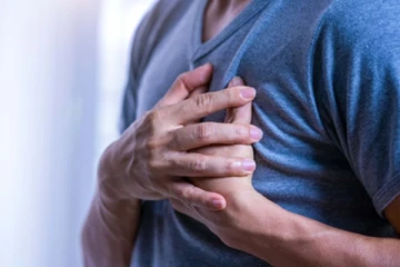 இந்த அறிகுறி இருக்கா... மாரடைப்பு தான்! அலட்சியம் வேண்டாம்...உயிருக்கே ஆபத்து?