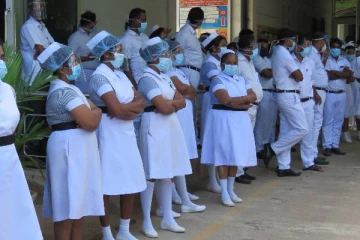அரசுக்கு எதிராக இன்று சுகயீன விடுமுறை போராட்டத்தில் ஈடுபடவுள்ள தாதியர்கள்