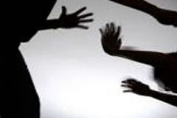 ග්‍රාමසේවකවරයෙකුට පහර දීමක් - රෝහල් ගත කෙරේ