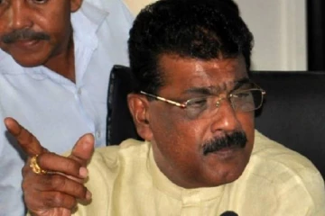 திலிப் வெதாராச்சி எம்.பியின் மகன் மற்றும் மருமகள் அதிரடி கைது