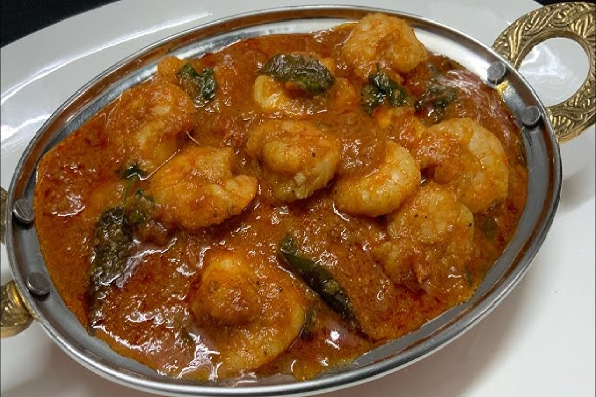 இறால் தேங்காய் குழம்பு இப்படி செய்ங்க! கொஞ்சம் கூட மிஞ்சாது | How To Make Prawn Coconut Gravy At Home