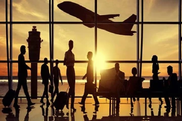 நாட்டை விட்டு அவசரமாக வெளியேறியுள்ள 10,000 தொழில்நுட்ப வல்லுநர்கள்! வெளியான காரணம்