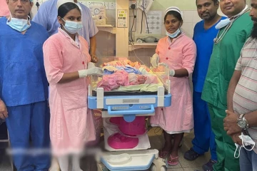 யாழ் போதனா வைத்தியசாலை சாதனை: ஒரே பிரசவத்தில் பிறந்த 3 சிசுக்கள்!