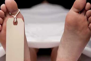 රෝහලක ඉහළ මහලකින් ඇදවැටී පුද්ගලයෙකු ජීවිතක්ෂයට