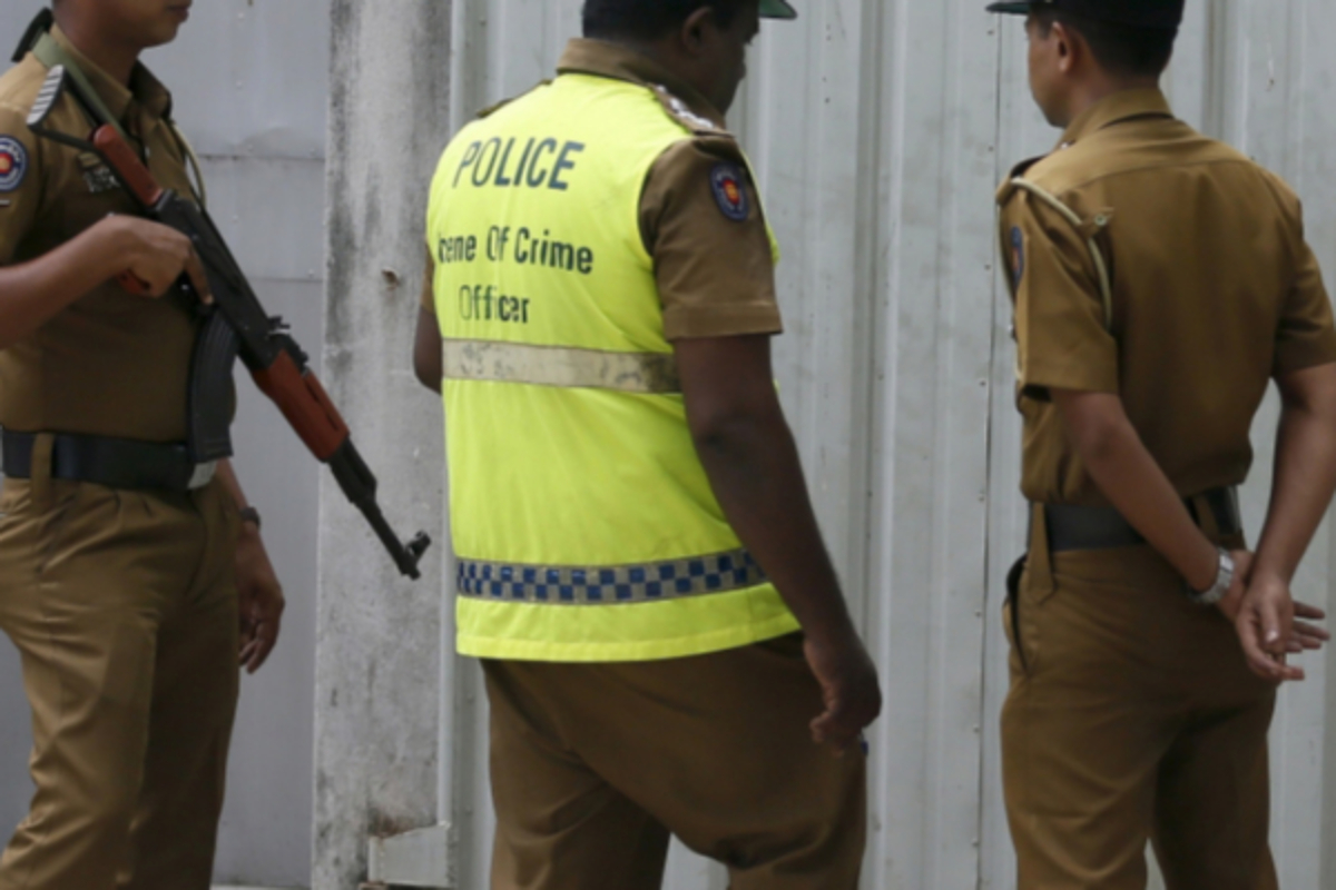 கட்டுநாயக்கவில் பொலிஸ் அதிகாரி மீது துப்பாக்கிச்சூடு | Police Officer Shot In Katunayake கட்டுநாயக்கவில் பொலிஸ் அதிகாரி மீது துப்பாக்கிச்சூடு | Police Officer Shot In Katunayake