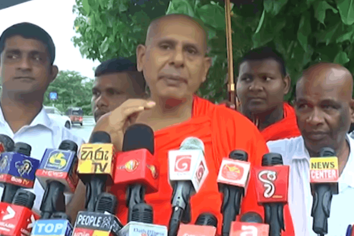 அனோஜனை போல் ஞானசாரவையும் மன்னியுங்கள்.. அநுரவை கோரும் சீலரத்ன தேரர் | Gnanasara Anojan Seelarathana Thero Urges Anura அனோஜனை போல் ஞானசாரவையும் மன்னியுங்கள்.. அநுரவை கோரும் சீலரத்ன தேரர் | Gnanasara Anojan Seelarathana Thero Urges Anura