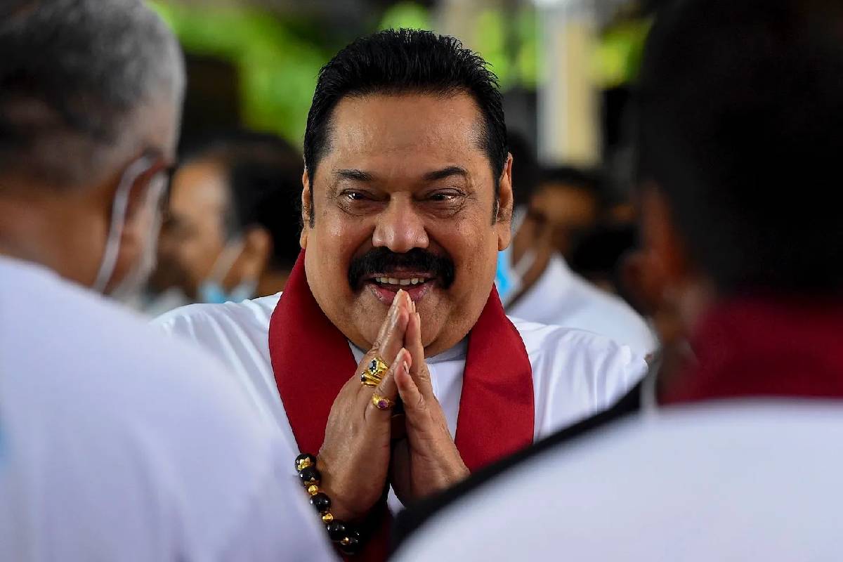 மகாநாயக்க தேரர்களின் முடிவுகளை நாம் கேள்விக்குட்படுத்தவே முடியாது! முன்னாள் ஜனாதிபதி மகிந்த வலியுறுத்து | We Cannot Question The Decisions Mahanayaka Theros