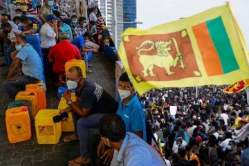 மீண்டும் எரிவாயு மற்றும் எரிபொருள் வரிசை : நெருக்கடி நிலை தொடர்பில் வெளியான தகவல்