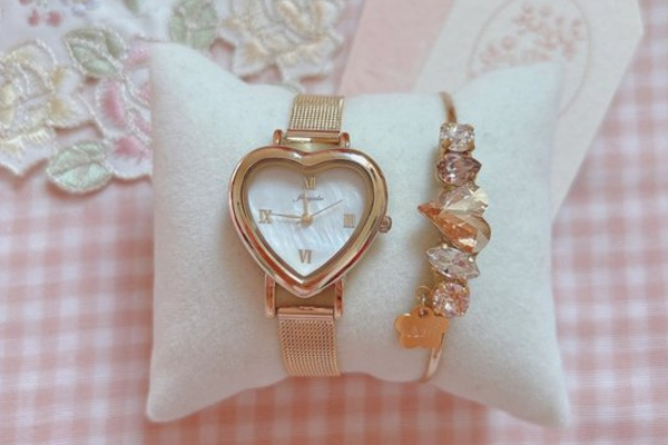 ගැලපෙනම අත් ඔරලෝසුවක් තෝරගන්නෙ කොහොමද? | How To Choose The Right Wristwatch