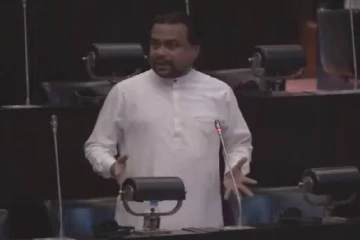 இங்கிலாந்திலேயே அன்டன் பாலசிங்கம் போஷிக்கப்பட்டு வளர்க்கப்பட்டார்-விமல் வீரவங்ச