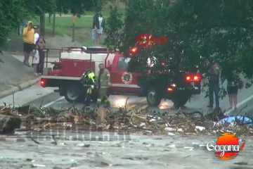 80කට වැඩි පිරිසකකට මරු කැඳවූ ටෙක්සාස් ගංවතුරෙන් අතුරුදන්වූවන් සොයා තවමත් මෙහෙයුම් [PHOTOS]