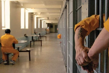 கனடாவில் போதைப் பொருள் விற்பனை செய்த இந்திய மாணவருக்கு சிறைத்தண்டனை