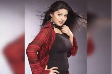 நீண்ட நாட்களுக்கு பிறகு மாடர்ன் உடையில் நடிகை சினேகா - அசந்து போன ரசிகர்கள்.,!