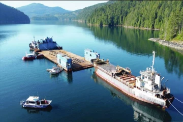 இலங்கை தமிழர்கள் 76 பேரை ஏற்றிக்கொண்டு கனடா வந்த கப்பல்? கனடா எடுத்துள்ள முடிவு