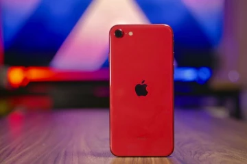 மார்ச்சில் வெளியாகவுள்ள புதிய Apple iPhone SE3