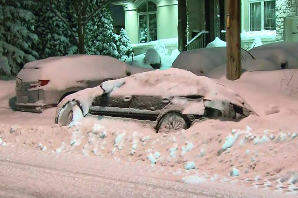 டொராண்டோ பொலிஸாரின் அறிவுறுத்தல் | City Digs Out From Record Breaking Snowfall I