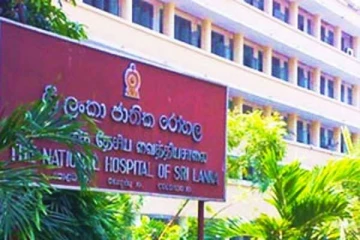 கொழும்பு தேசிய வைத்தியசாலையில் நள்ளிரவில் வழங்கப்பட்ட இரவு உணவு