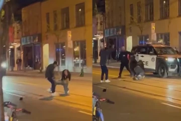 கனடா தெருவில் மலைப்பாம்பை வைத்து அடிதடி சண்டை- திகிலூட்டும் வீடியோ