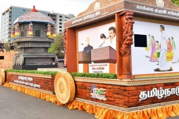 டெல்லியில் நிராகரிக்கப்பட்ட தமிழக அலங்கார ஊர்தி கம்பீரமாக வலம் வந்த நெகிழ்ச்சி தருணம்