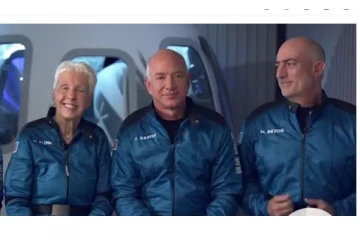 ஸ்பேசிலும் புரட்சி செய்ய உள்ள அமேசான் நிறுவனர் பெசோஸ் ..என்ன சாதனை தெரியுமா