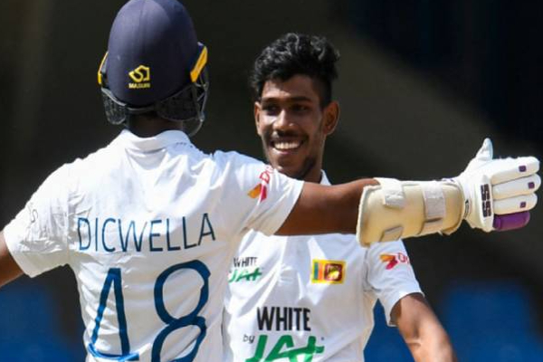 விகாரை ஒன்றில் பூக்கள் விற்று மகனை கிரிக்கெட் வீர்ராக்கிய தாய்! | Pathum Nissanka Mother Flower Sale Buddhist Temple