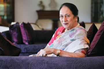 வீட்டில் இருந்தப்படியே ஐஸ்கிரீம் விற்பனை செய்த பெண் - தற்போது ரூ. 6,000 கோடி சாம்ராஜியத்திற்கு அதிபதி