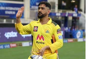 டி20 கிரிக்கெட்டில் கேப்டனாக தோனி புதிய சாதனை - குவியும் வாழ்த்து