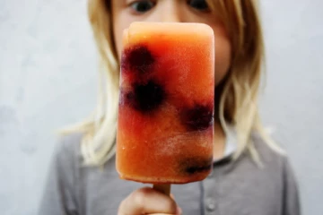 குச்சி ஐஸ் சாப்பிடுவதை பிரித்தானிய பாடத்திட்டத்தில் சேர்க்க பரிந்துரை: ஒரு சுவாரஸ்ய தகவல்