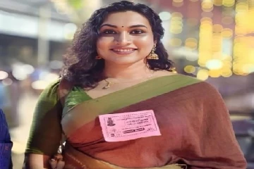 கேரளாவில் வினோத திருவிழா - பெண்களாக மாறிய ஆண்கள்