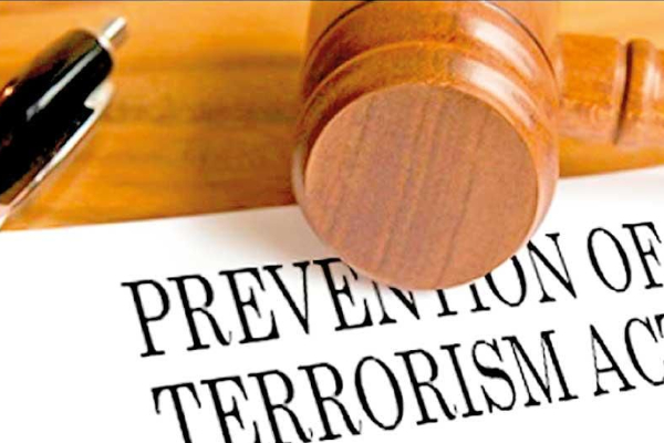 பயங்கரவாதத்தில் இருந்து அரசாங்கத்தைப் பாதுகாக்கும் சட்டமூலம்! முன்னாள் நீதி அமைச்சரின் அதிரடி அறிவிப்பு | Former Justice Minister To Challenge Law