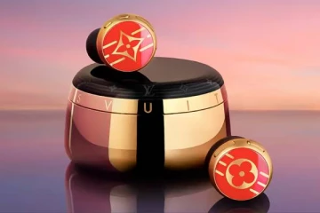 உலகின் விலையுயர்ந்த Earphone.. விலை எவ்வளவு தெரியுமா?